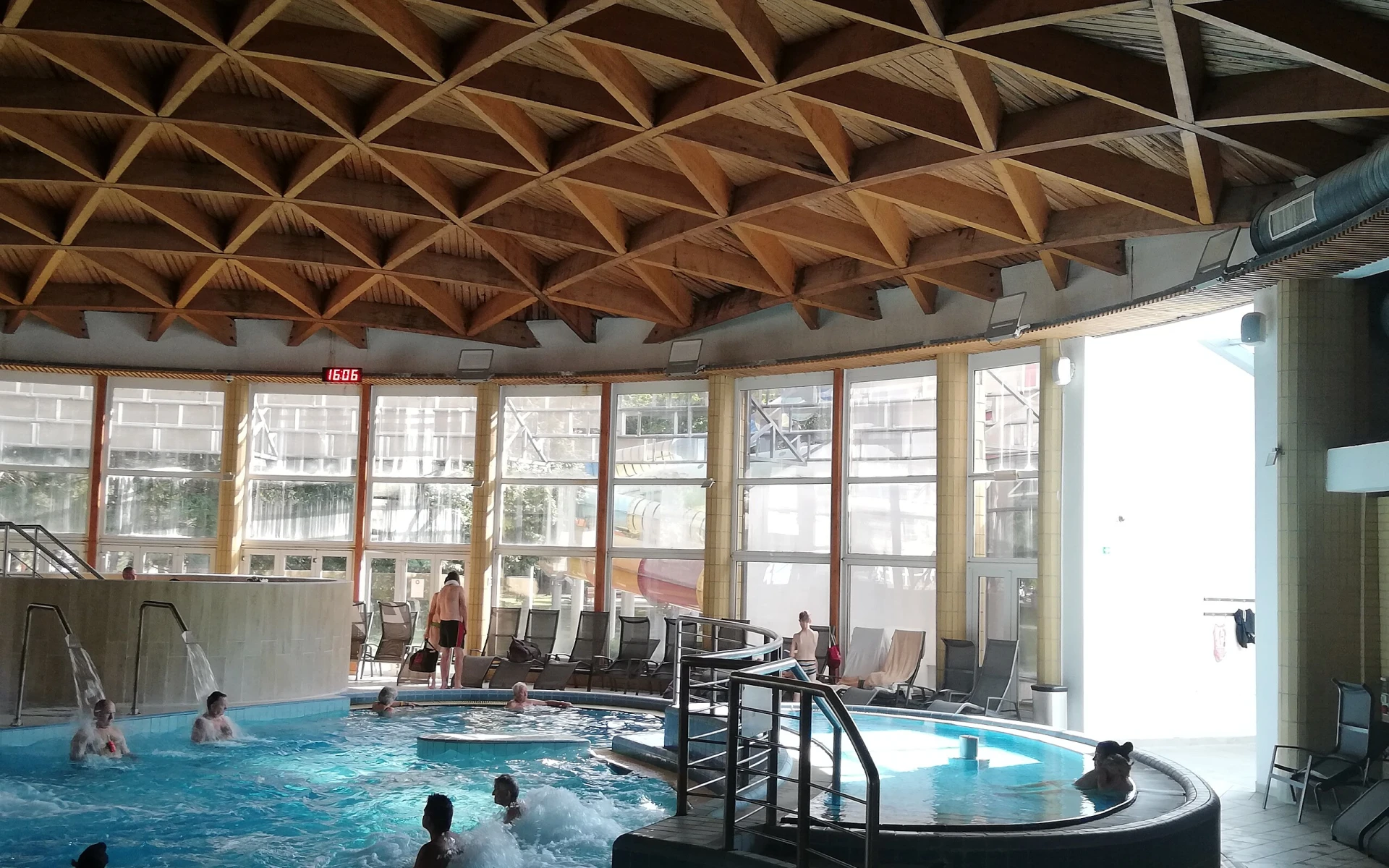 Top 5 termálních lázní v Maďarsku pro odpočinek i léčbu