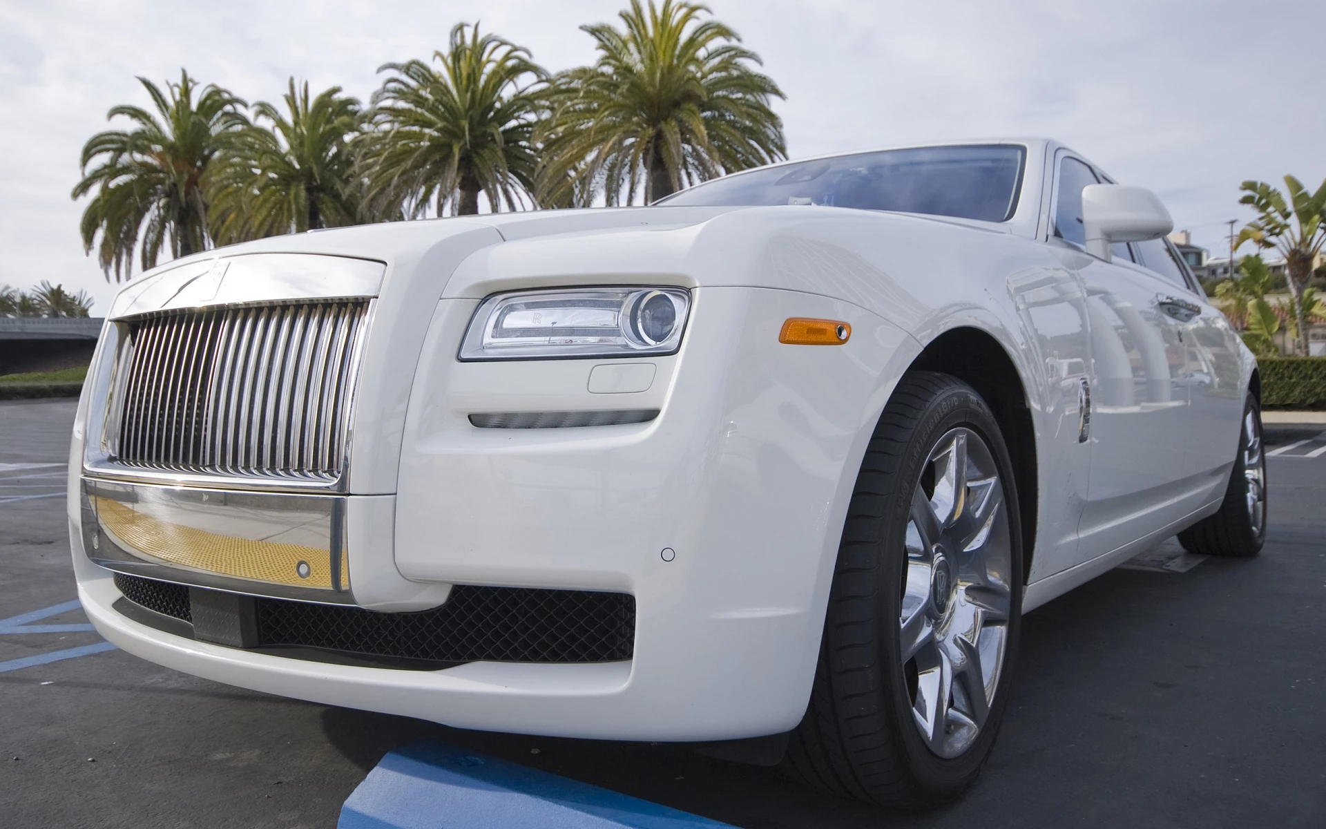 Vozový park policie v Miami posílil luxusní Rolls-Royce