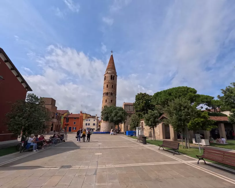 Šikmá věž v Caorle