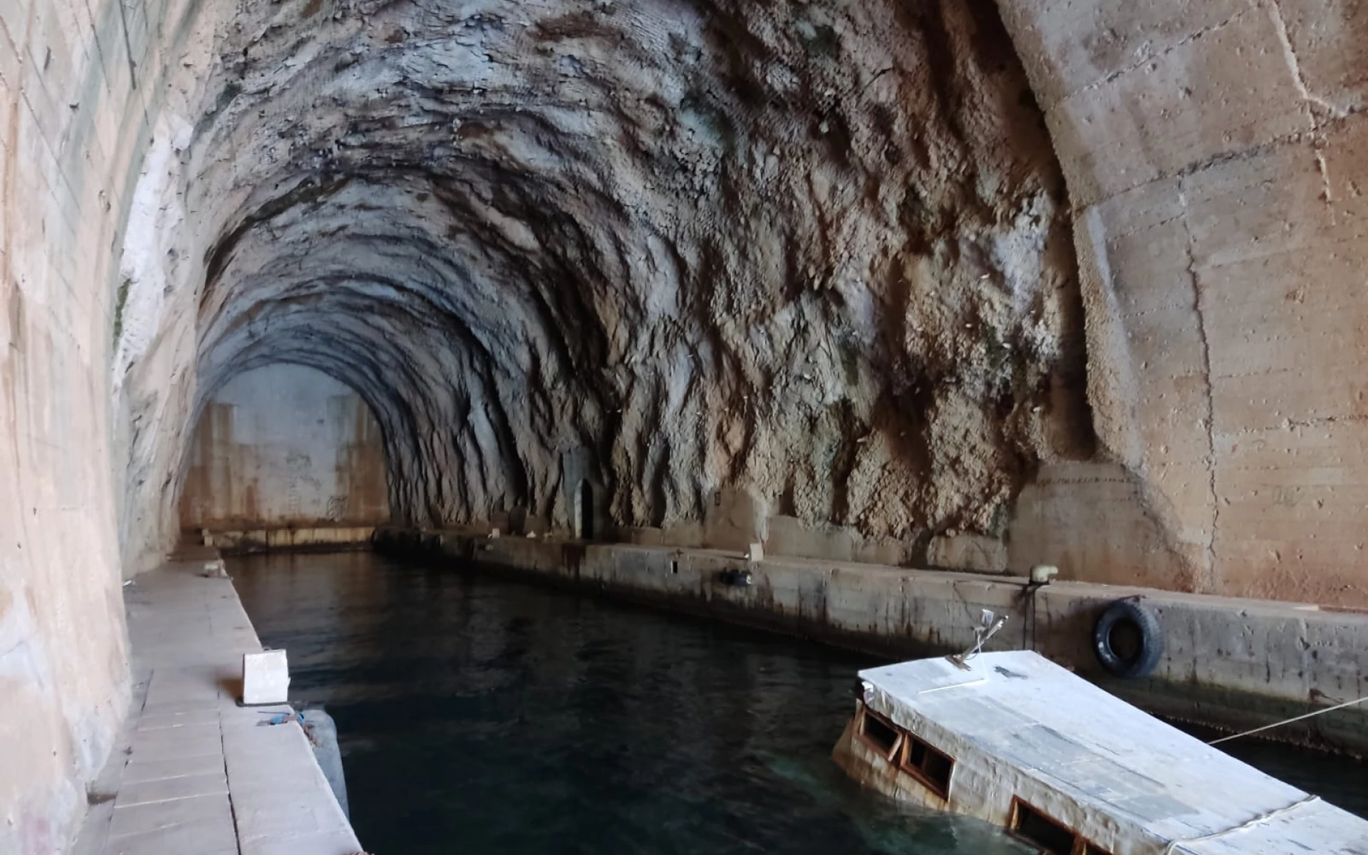 Černá Hora: po válečných stopách bývalé Jugoslávie