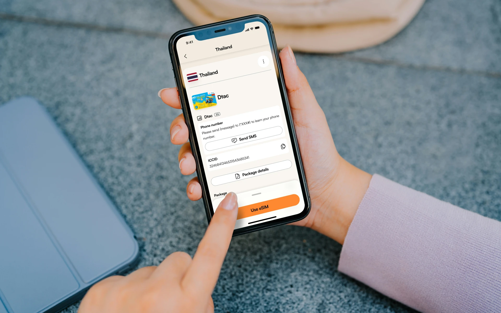 Mobilní telefon esim
