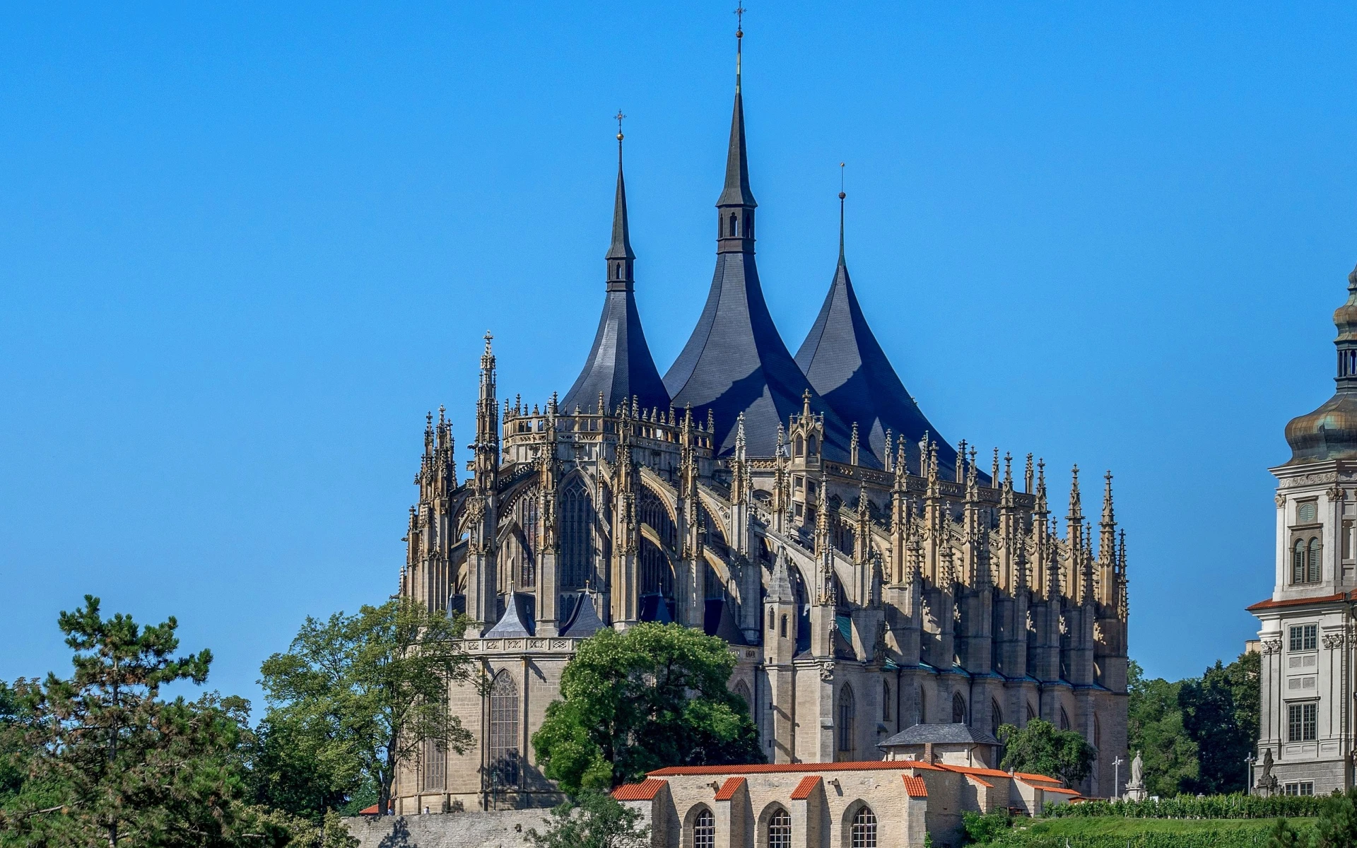 Magická místa Česka: Tajemné kostely, chrámy a posvátné památky