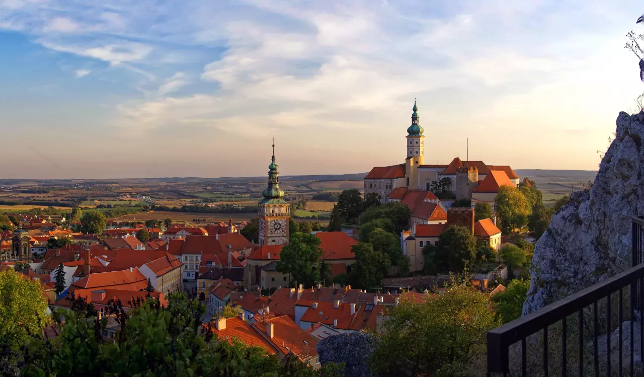 Mikulov, město historii a vínu zaslíbené