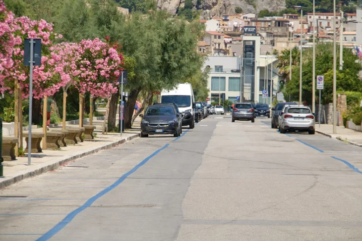 Parkování v Cefalù Parkování v Cefalù