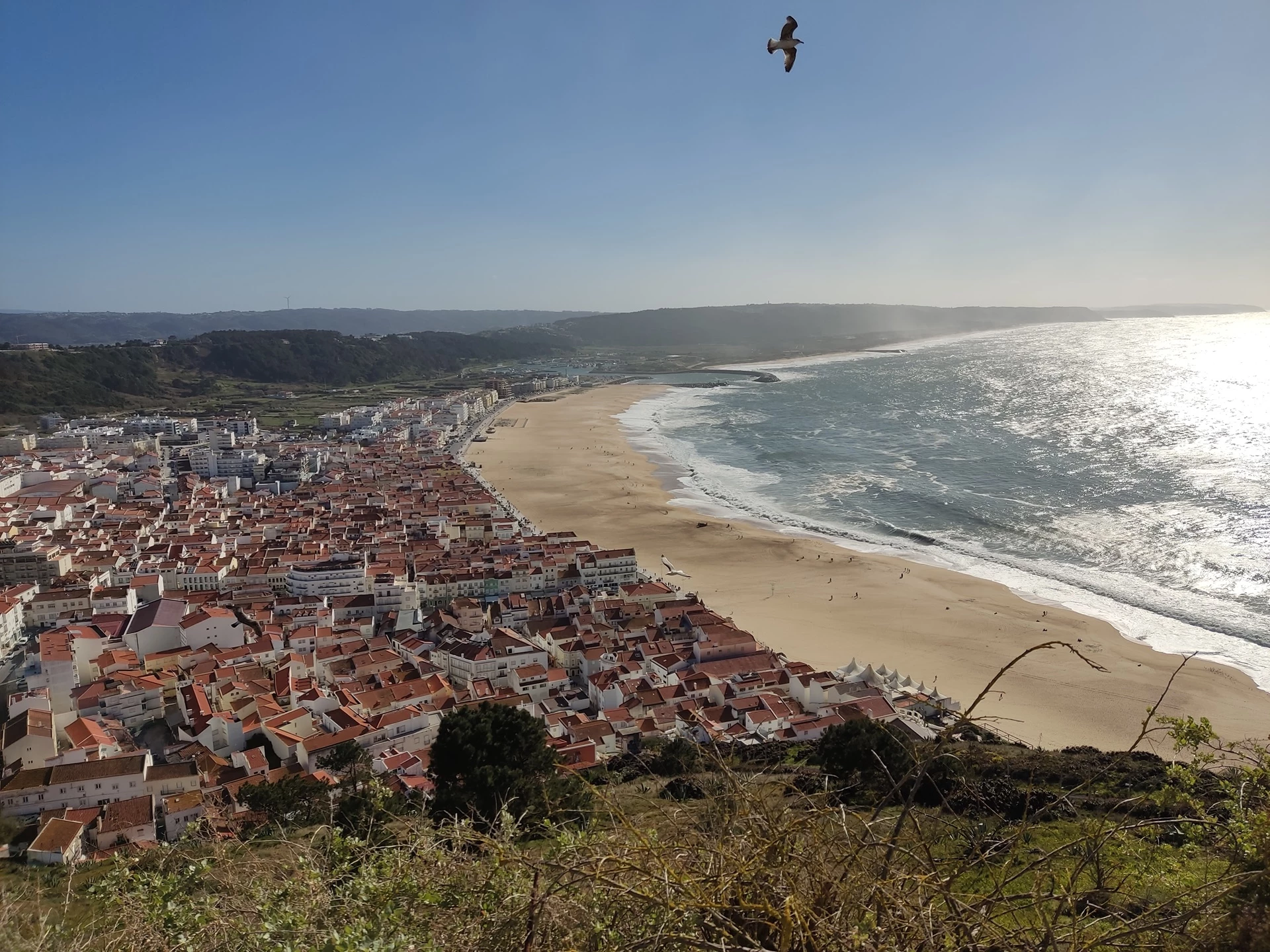 Portugalské Nazaré: tváří v tvář největším vlnám světa