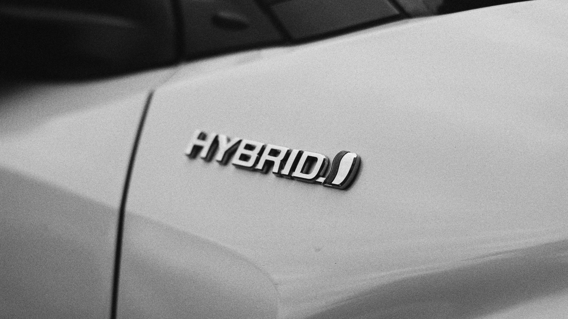 Hybridní pohony: Porovnání mild-hybrid, full-hybrid a plug-in hybrid