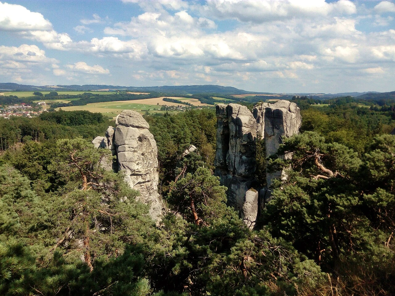 Hruboskalsko Pohled z Mariánské vyhlídky