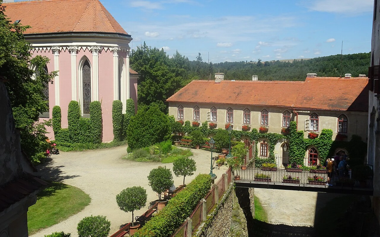 5 hradů v okolí Znojma, které stojí za výlet