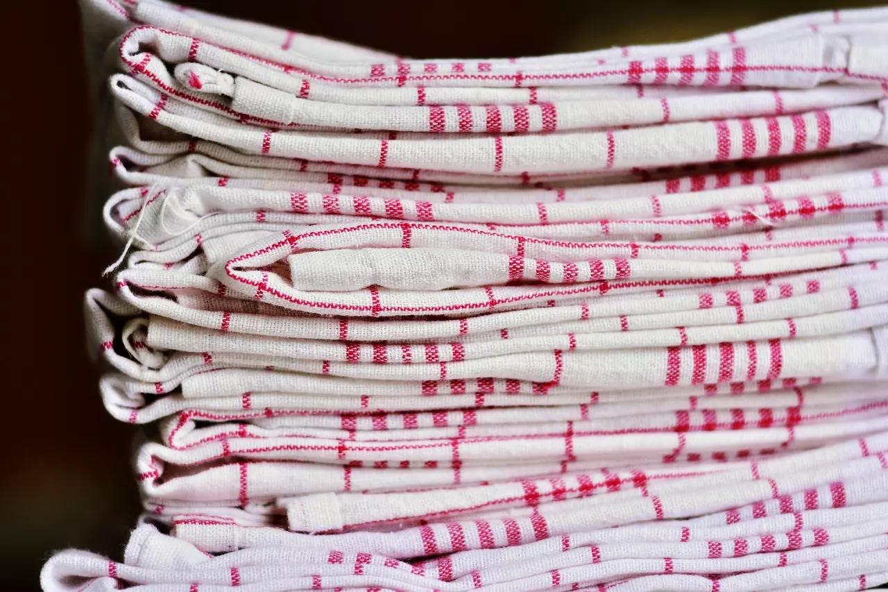 Jak odstranit skvrny z utěrek: Jednoduše odstraníte i ty staré a odolné
