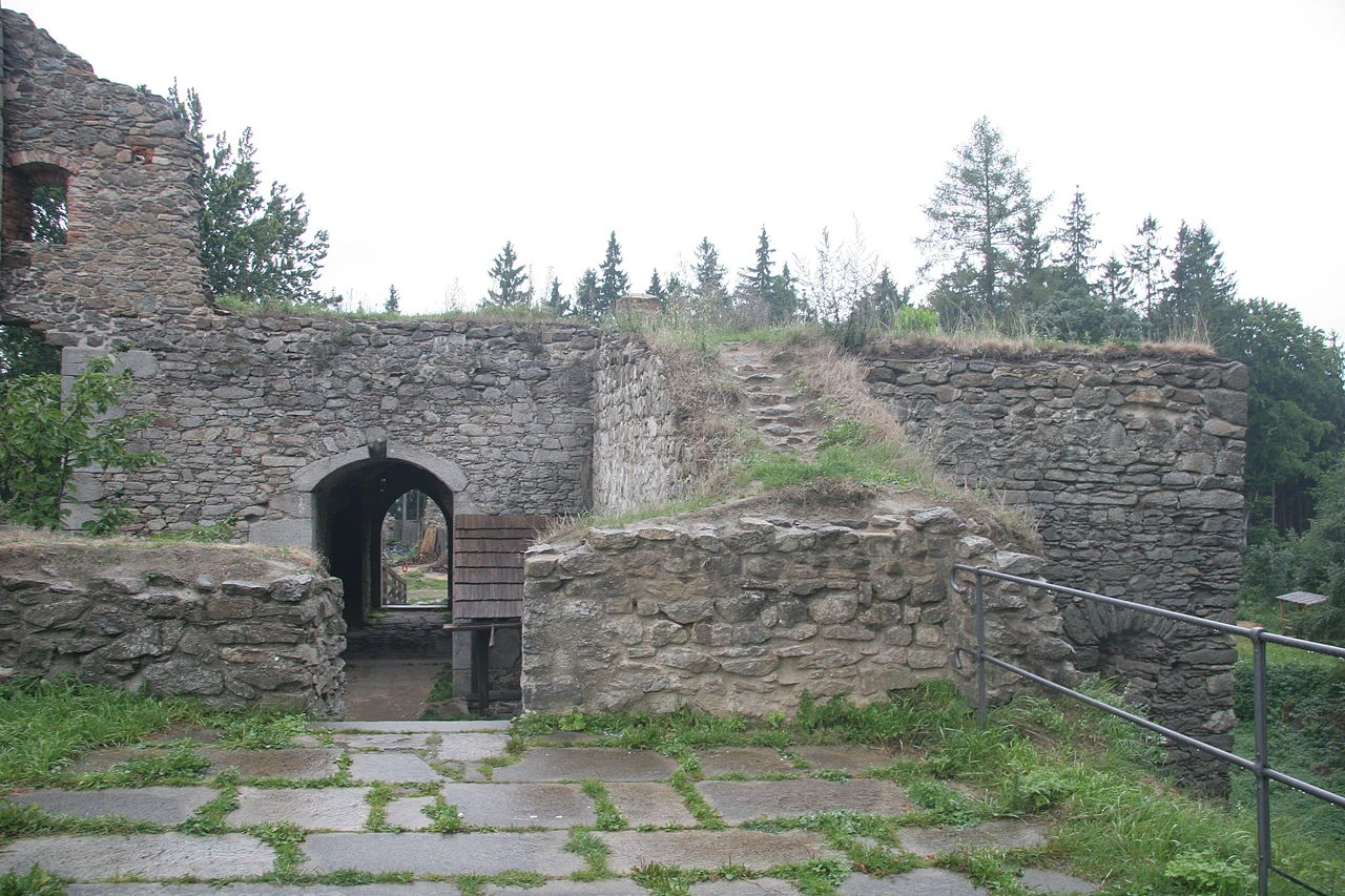 Hrad Orlík nad Humpolcem