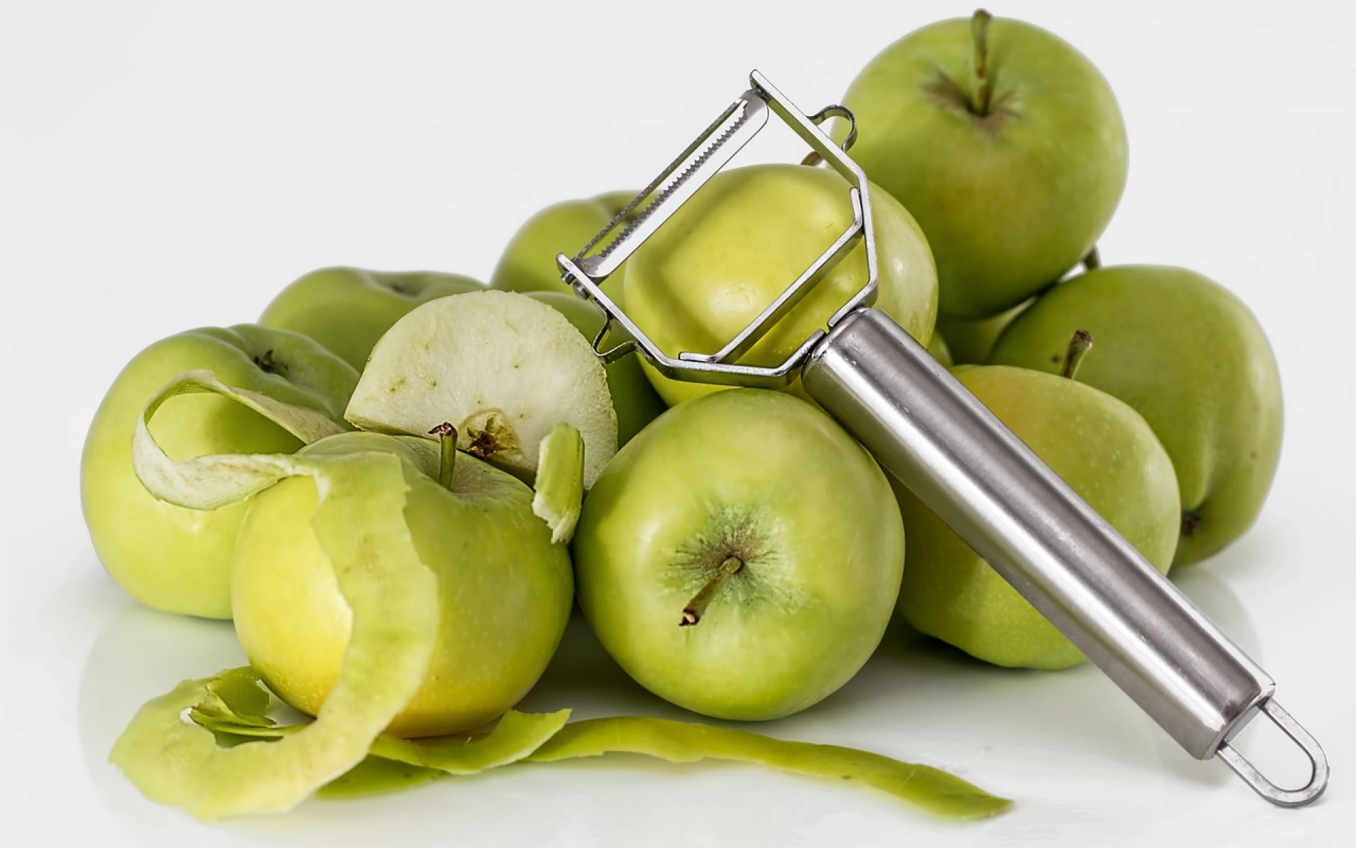 Jak využít slupky z jablek: Nevyhazujte tento poklad, v domácnosti se vám bude hodit