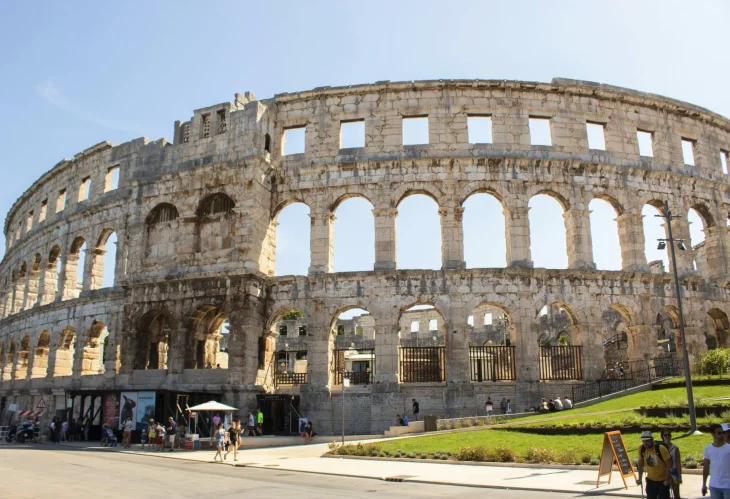 Pula: Římská Arena