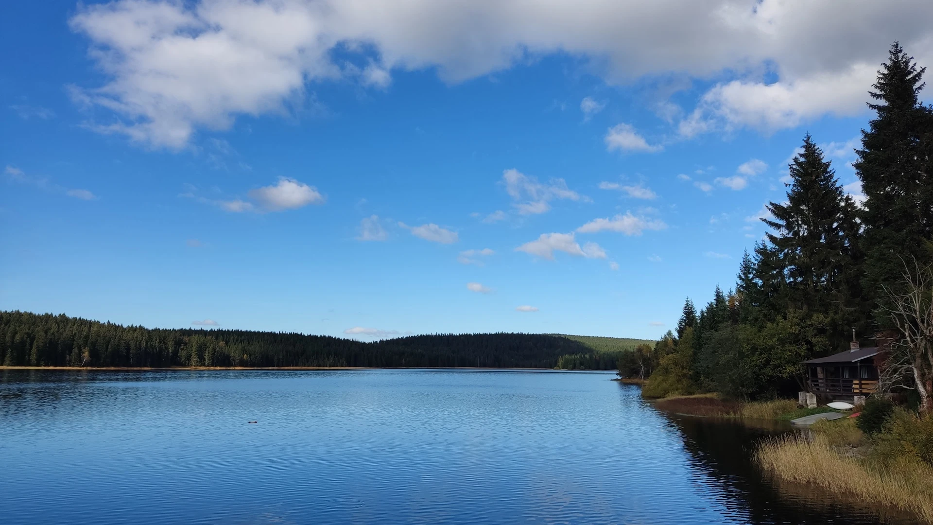 Do Jizerských hor na kole, pěšky, nebo na lyžích