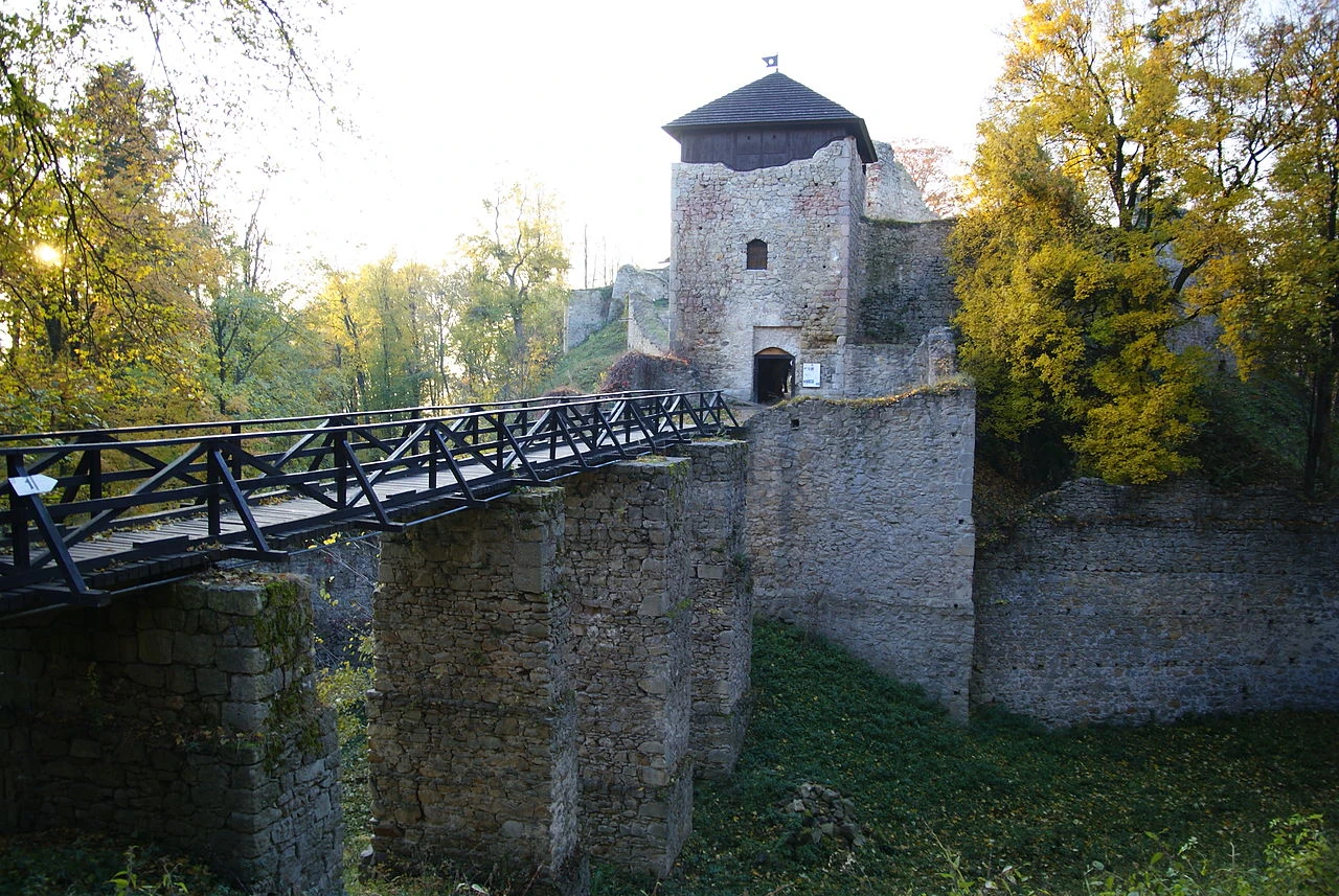 Hrad Lukov