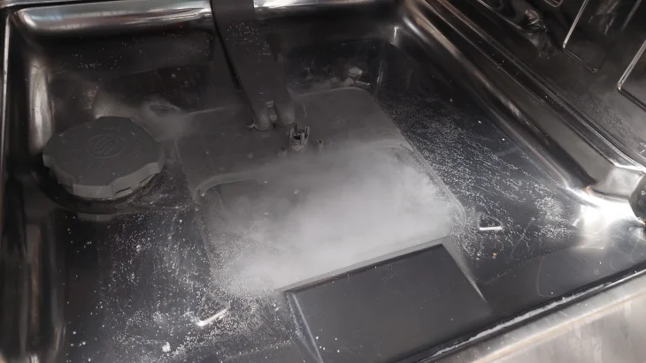 Myčka nádobí Pečovat o myčku nádobí se vyplatí